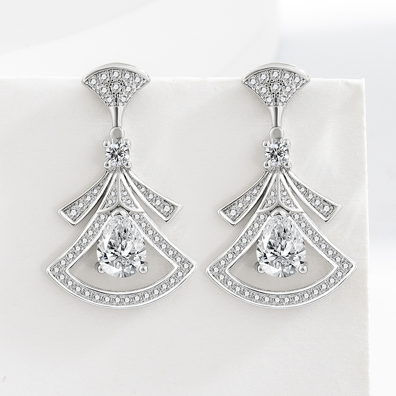 Изысканные веерообразные серьг – обзор и цена Body Jewelry Lot